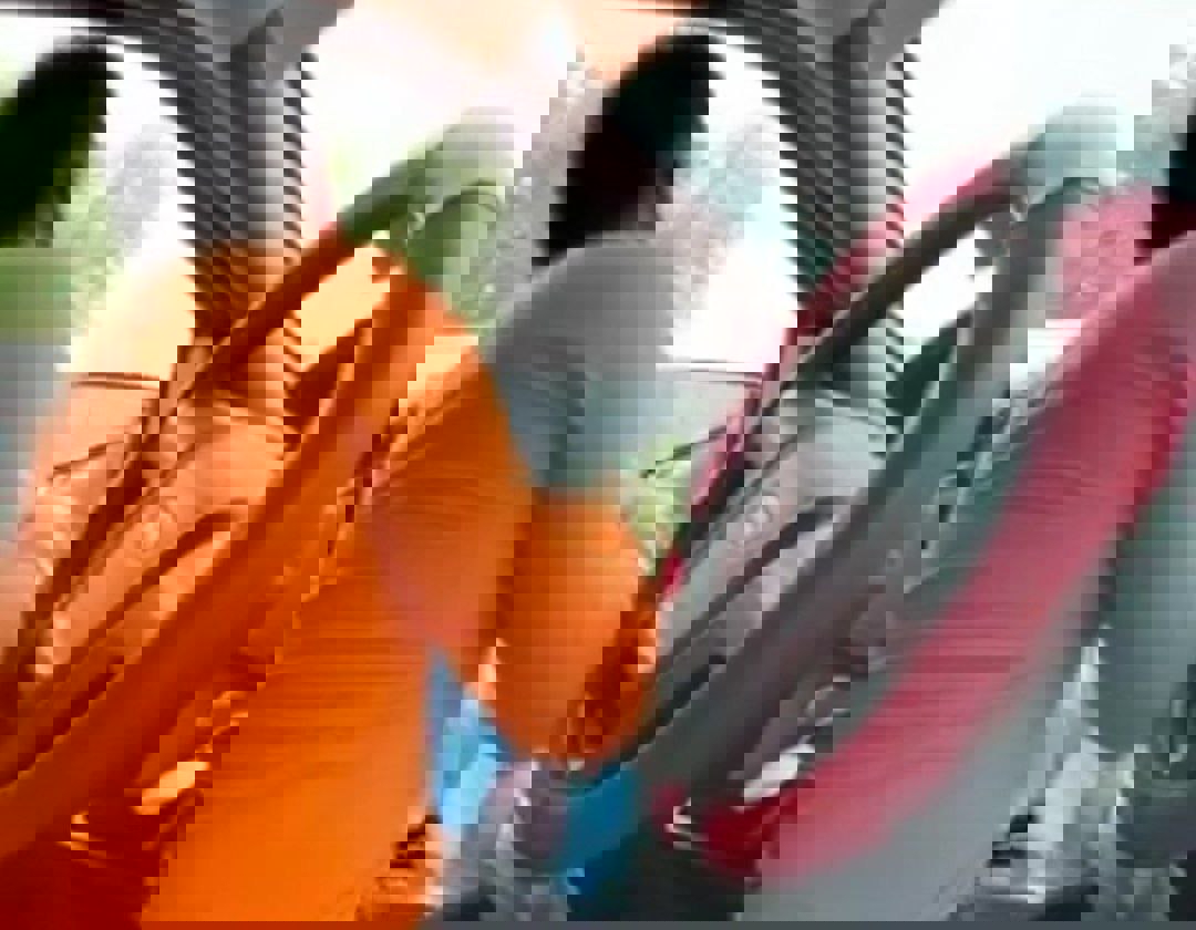 2063052