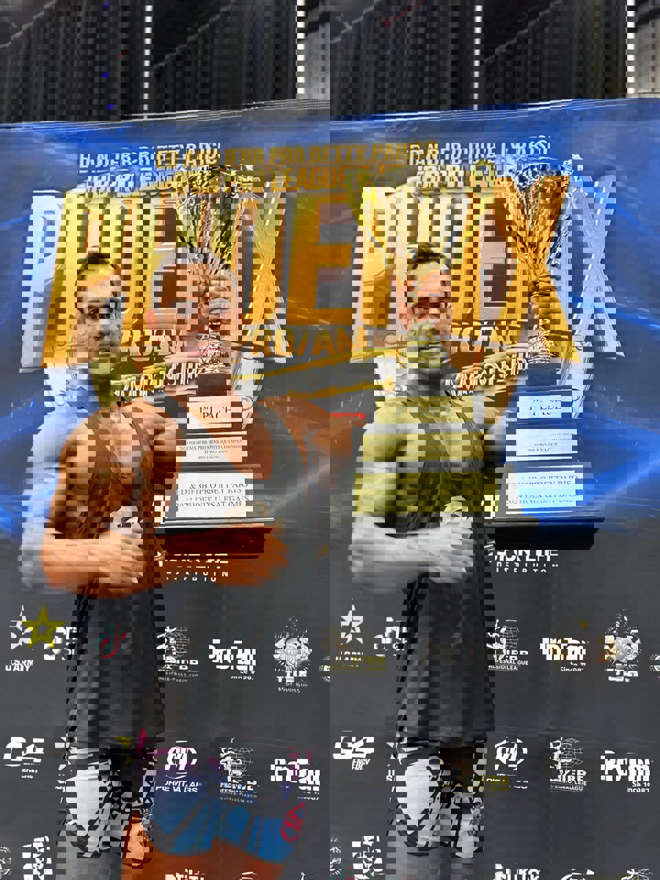 2062989