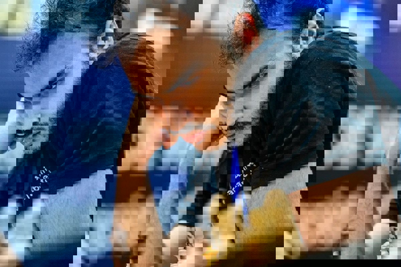 2063183