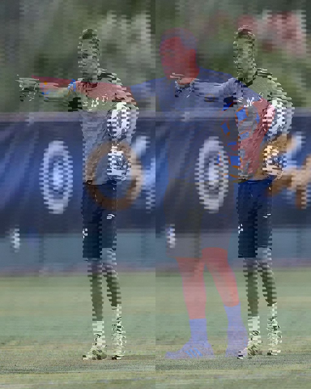 2063215