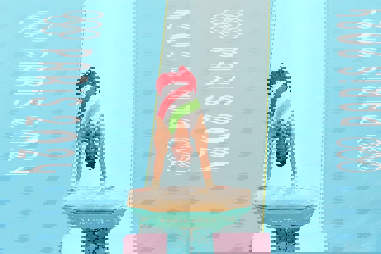 2063137