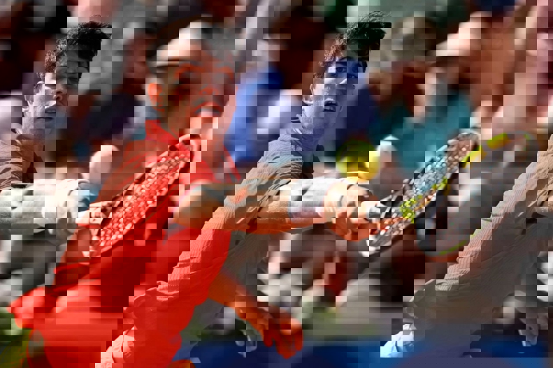 2063123