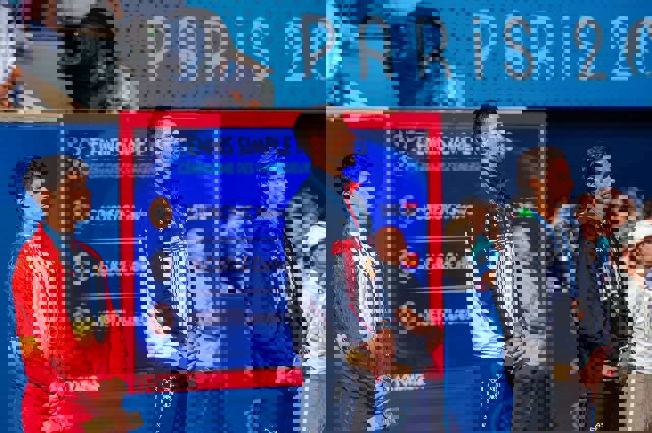 2063169