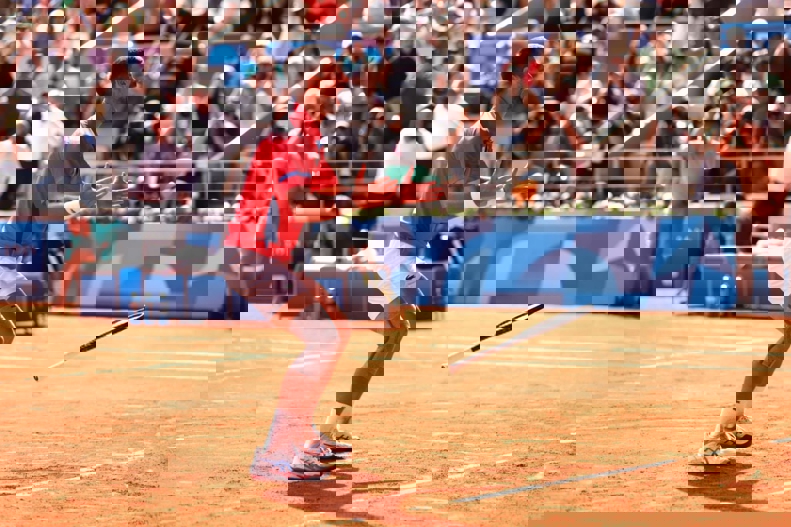 2063124