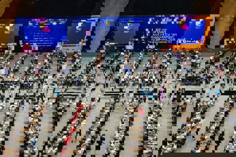 2063184