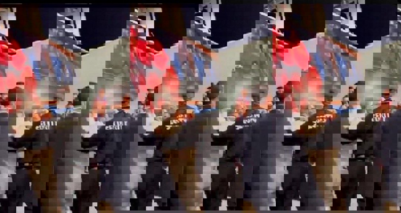 2063326