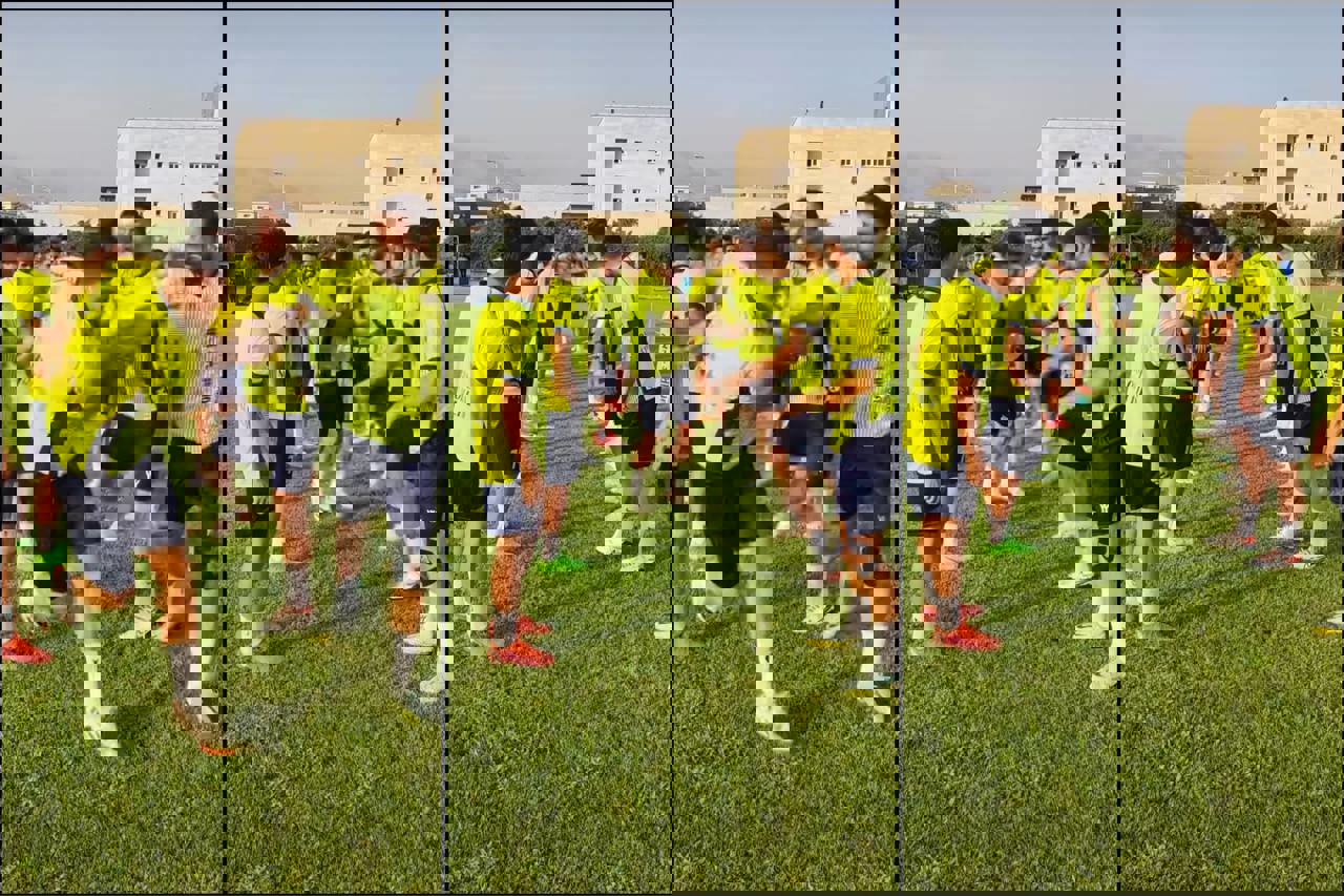 2063832