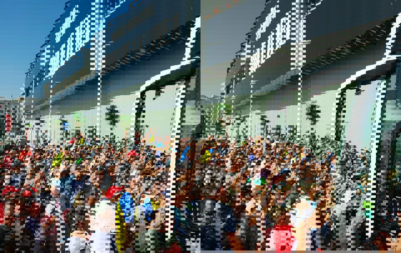 2063305