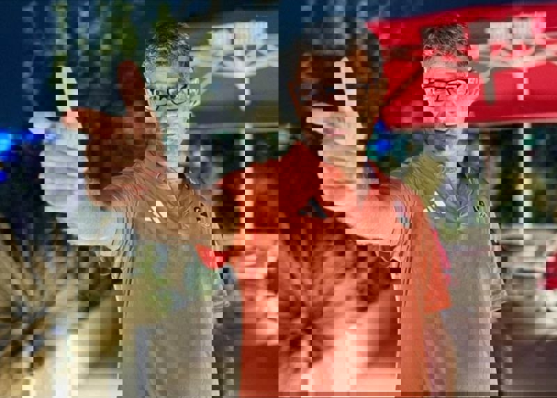 2063301