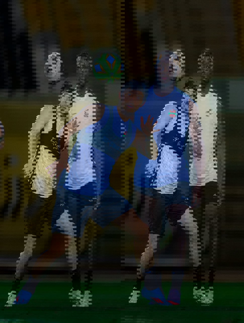 2063816