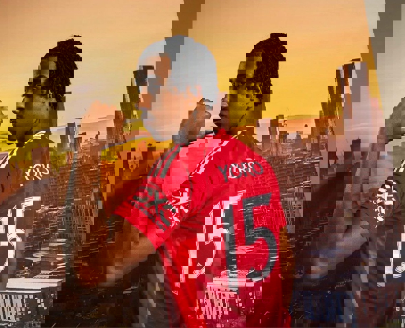 2063817