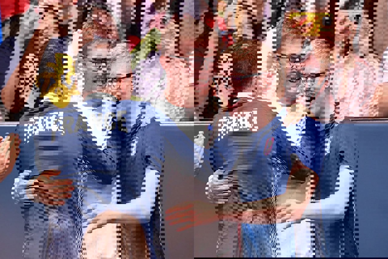 2063420