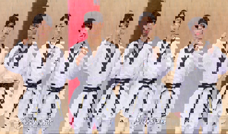 2063591