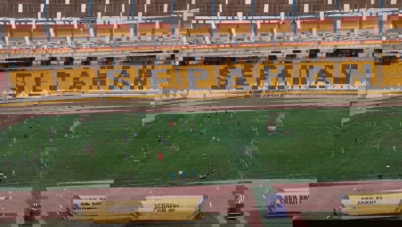 2063667