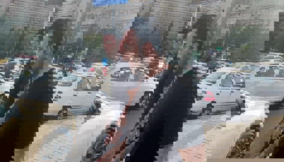 2063718