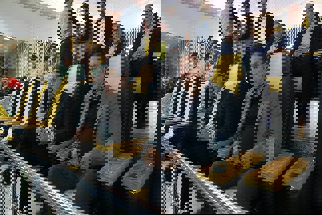 2064321