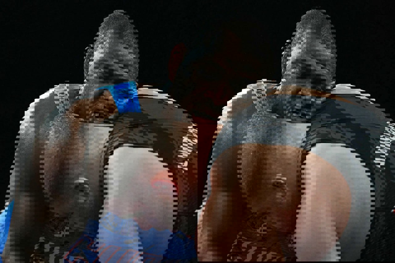 2063930