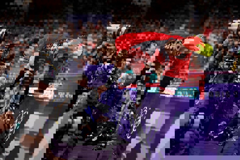 2063899