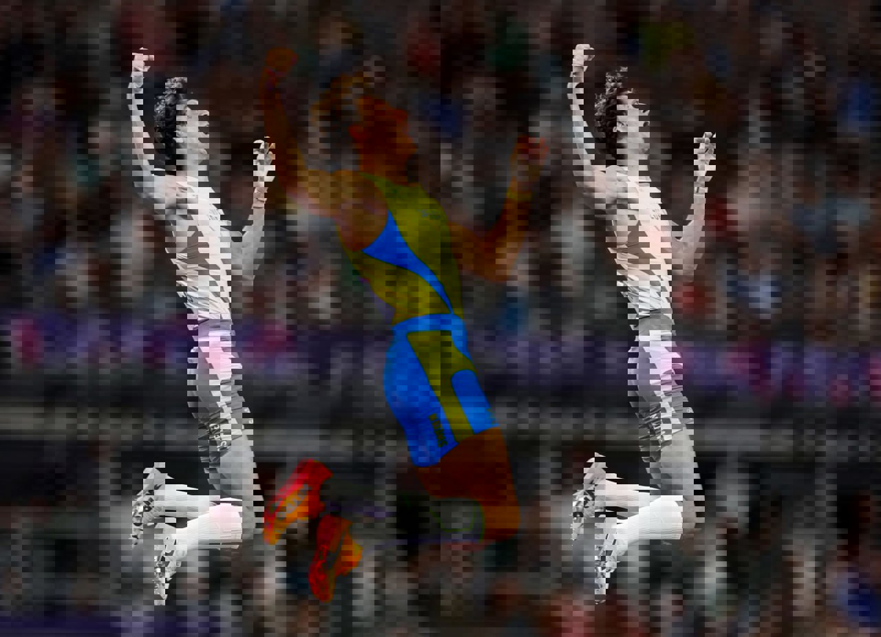 2063958