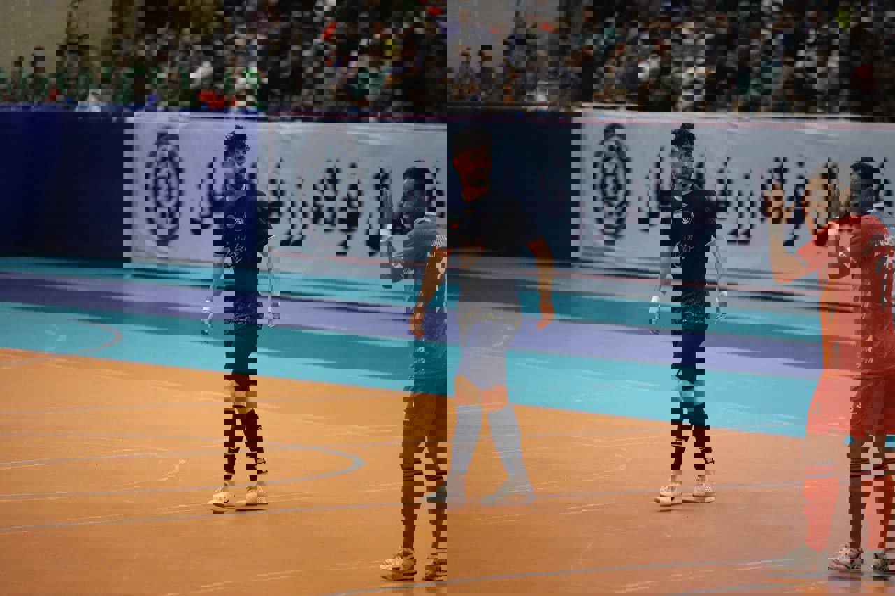 2064136
