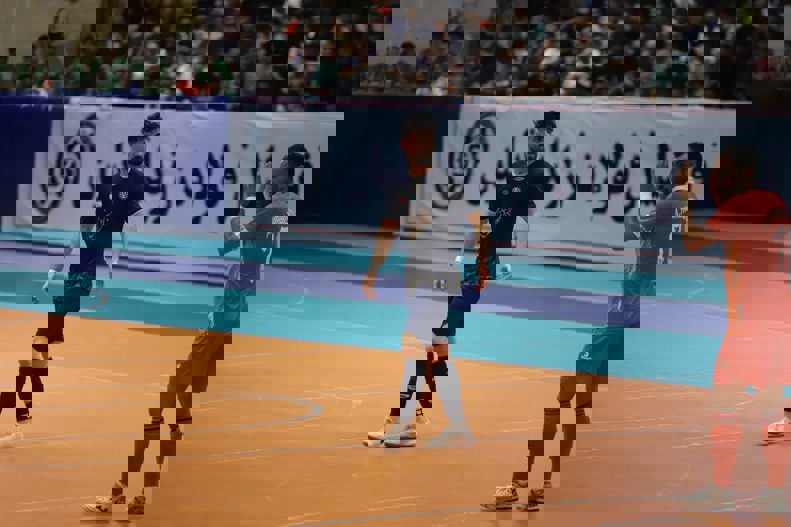 2064136