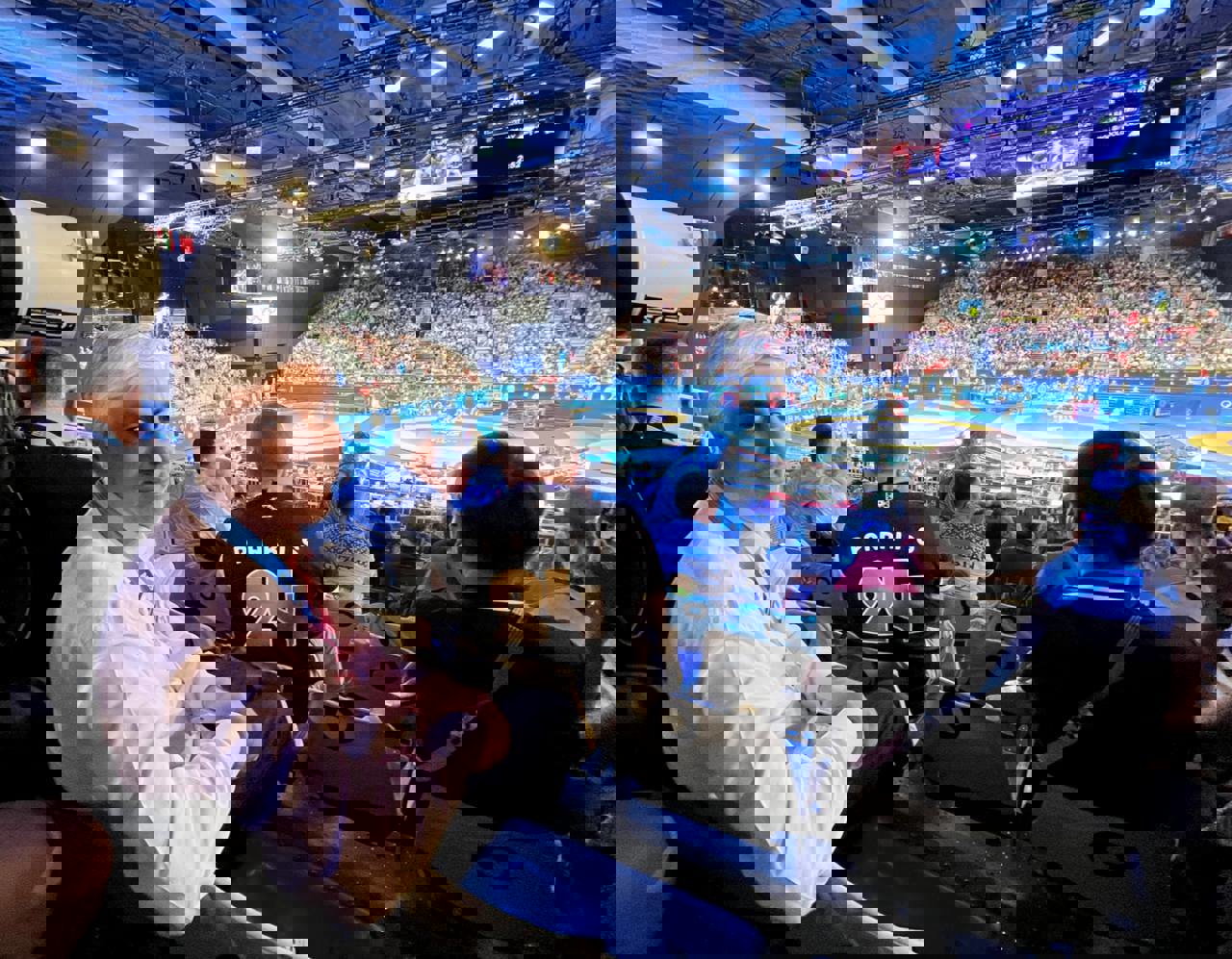 2064243
