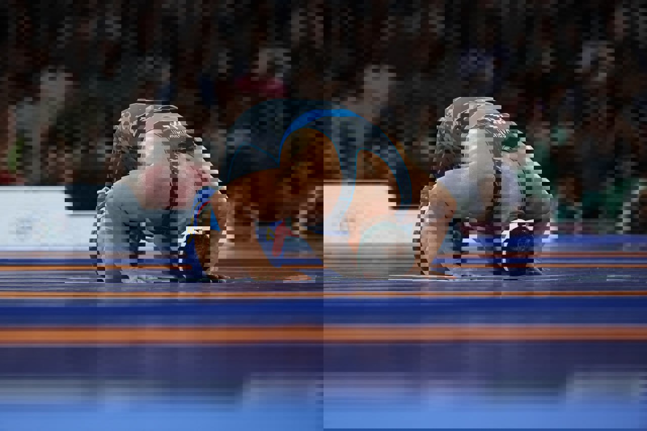 2064280