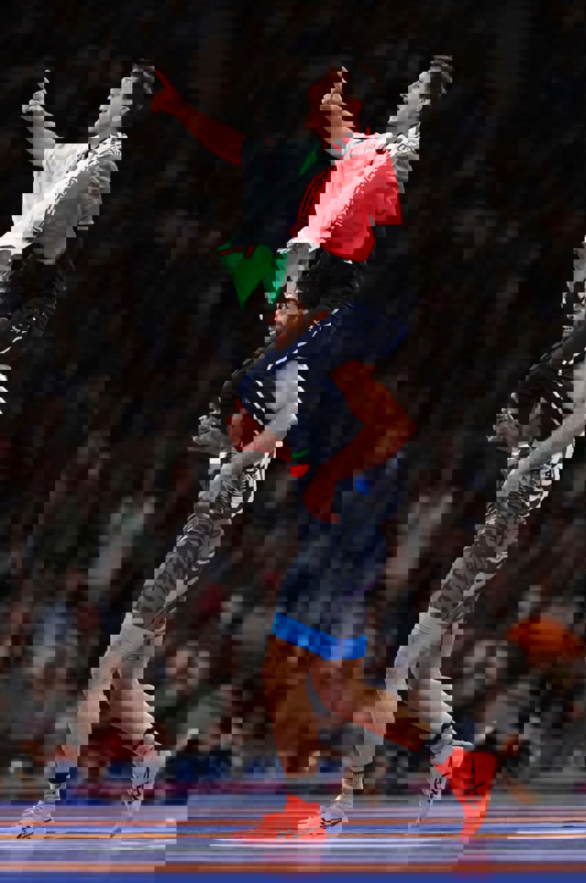 2064894