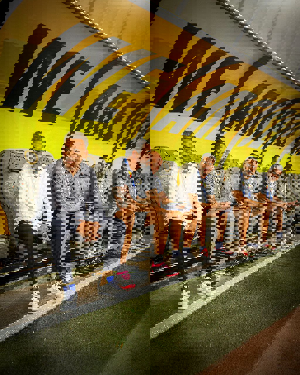2064381