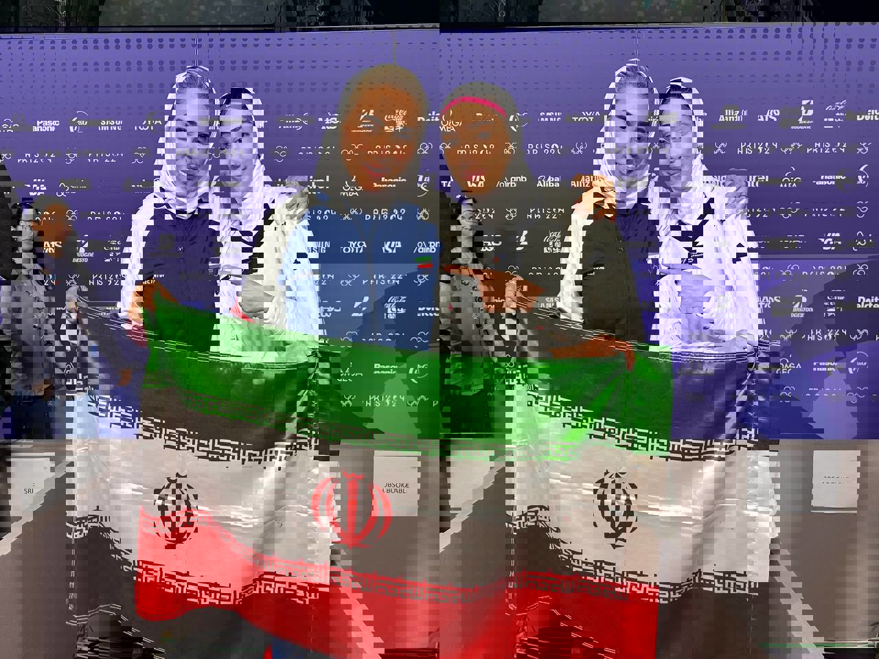 2064891