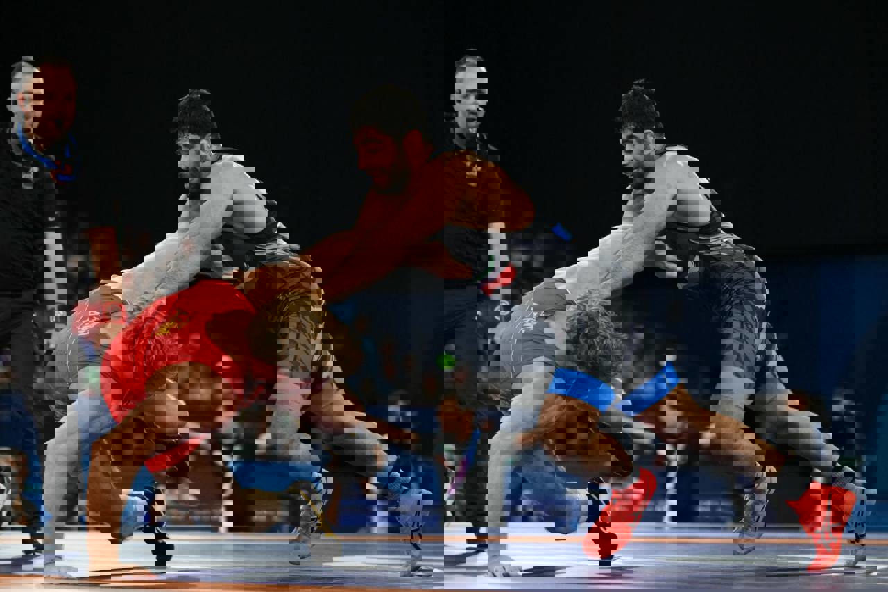 2064886