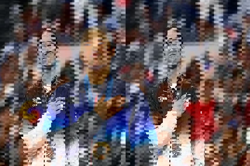 2064489