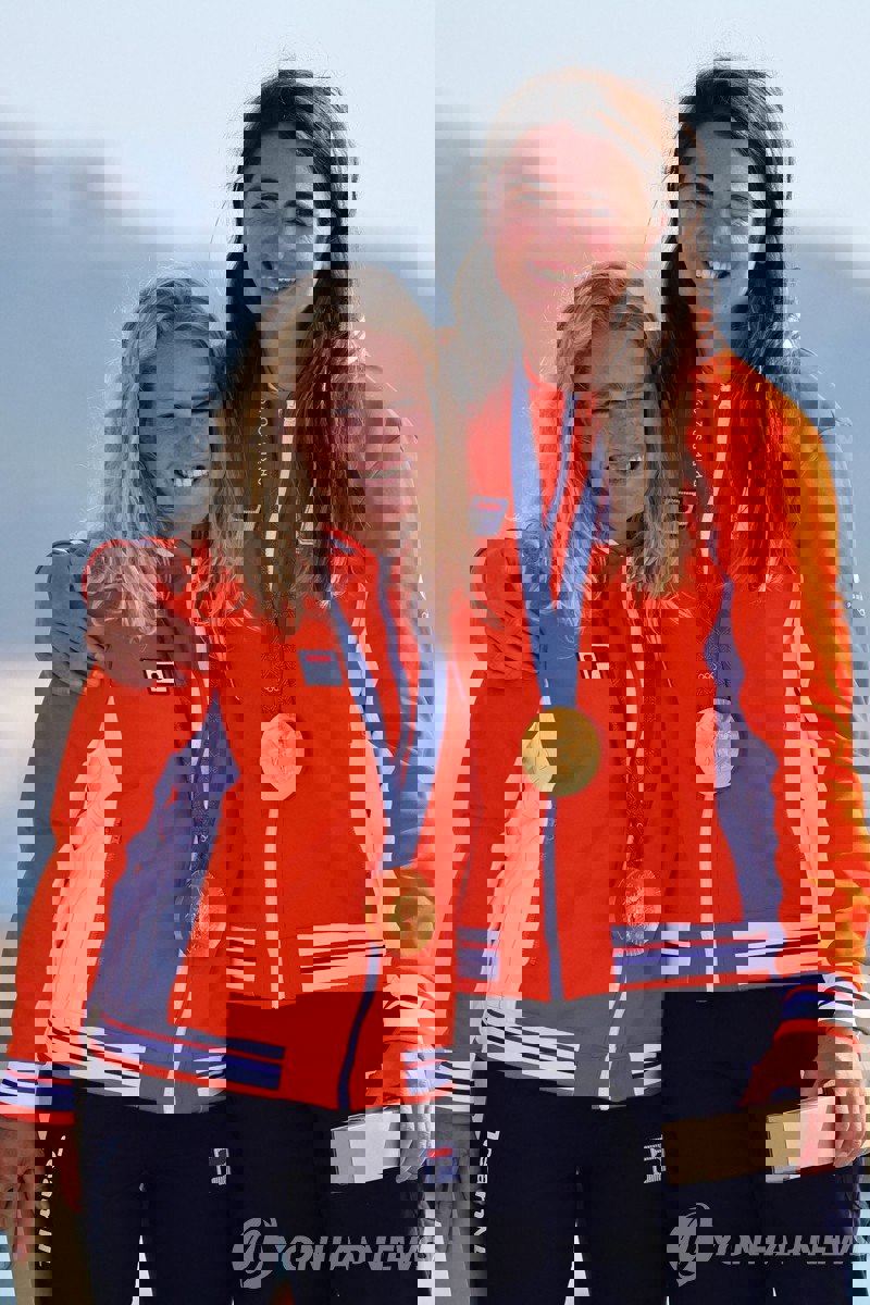 2064500