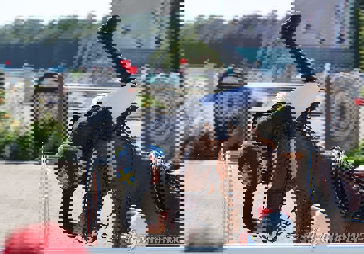 2064499