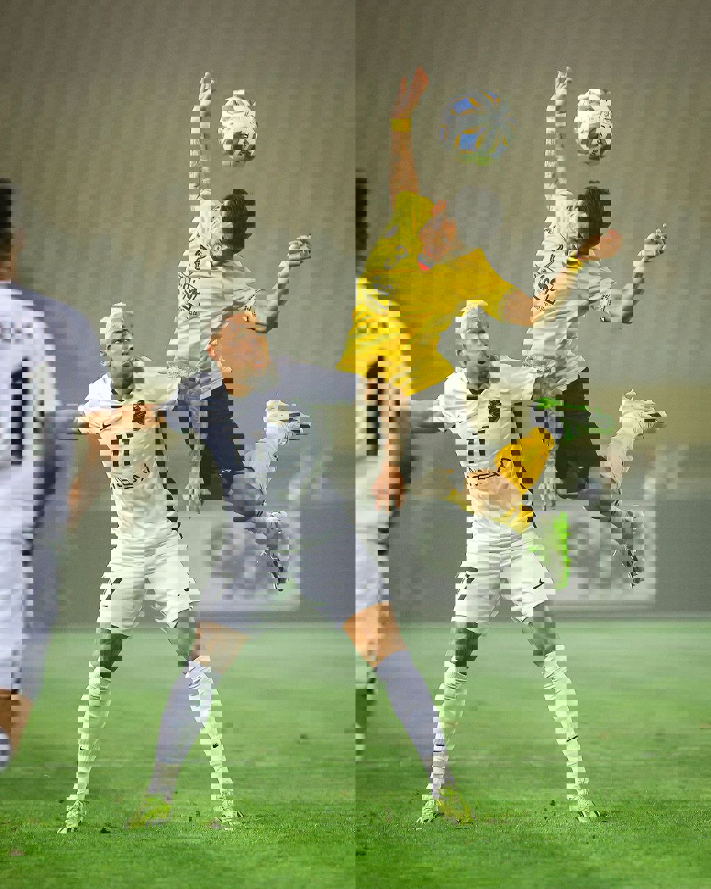 2064583
