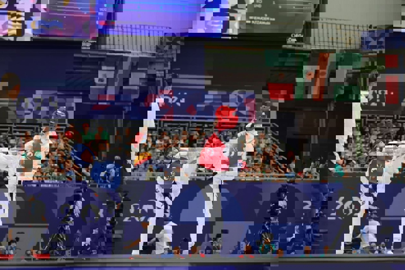 2064708