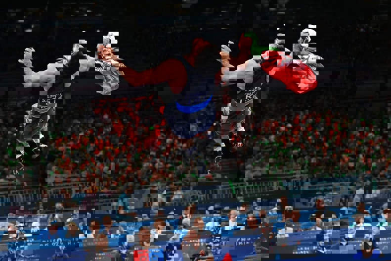 2065317