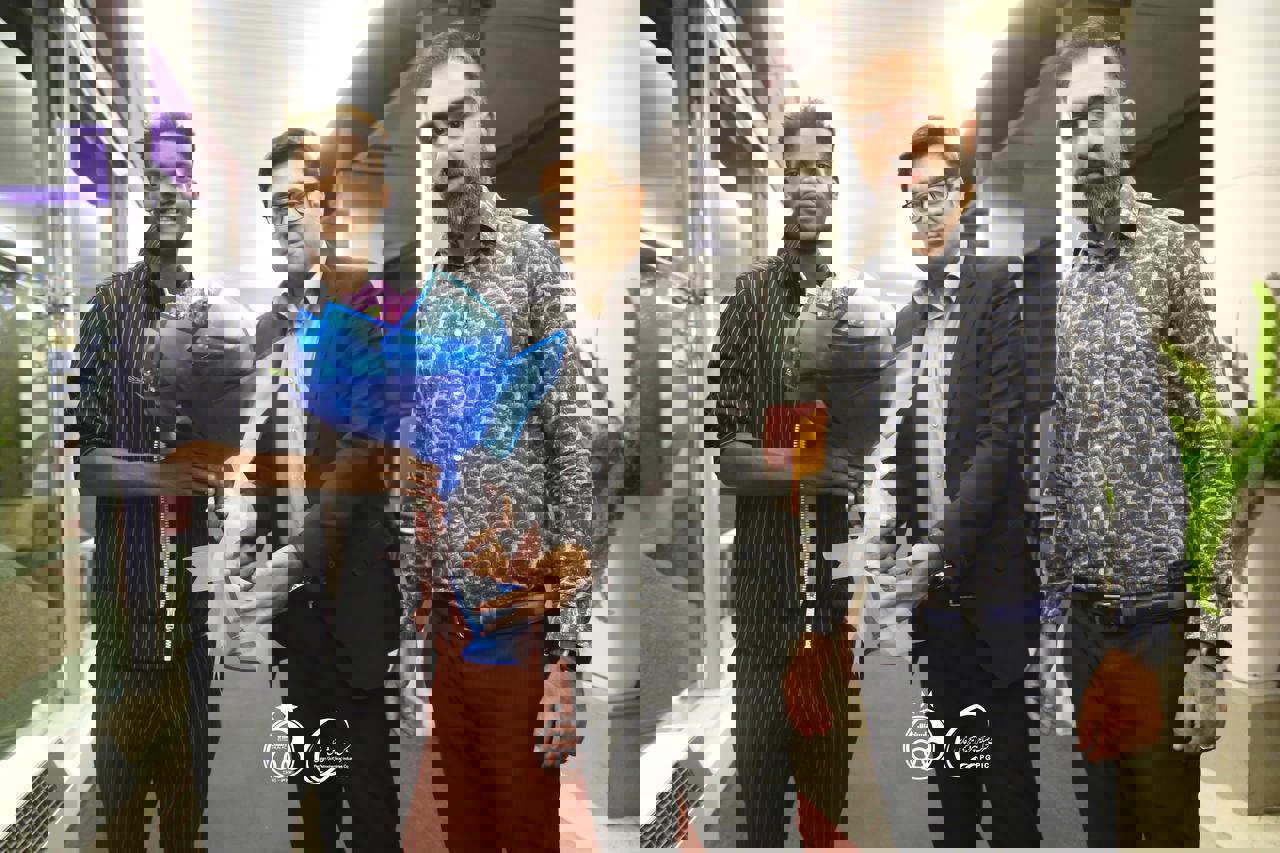 2065506