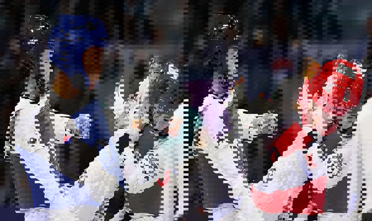 2065560