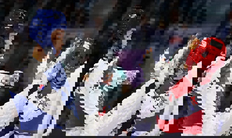 2065560