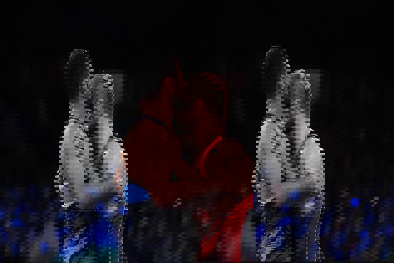 2065868