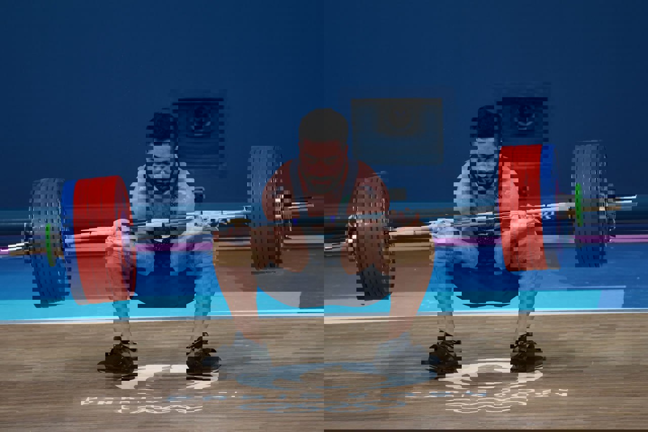 2065748