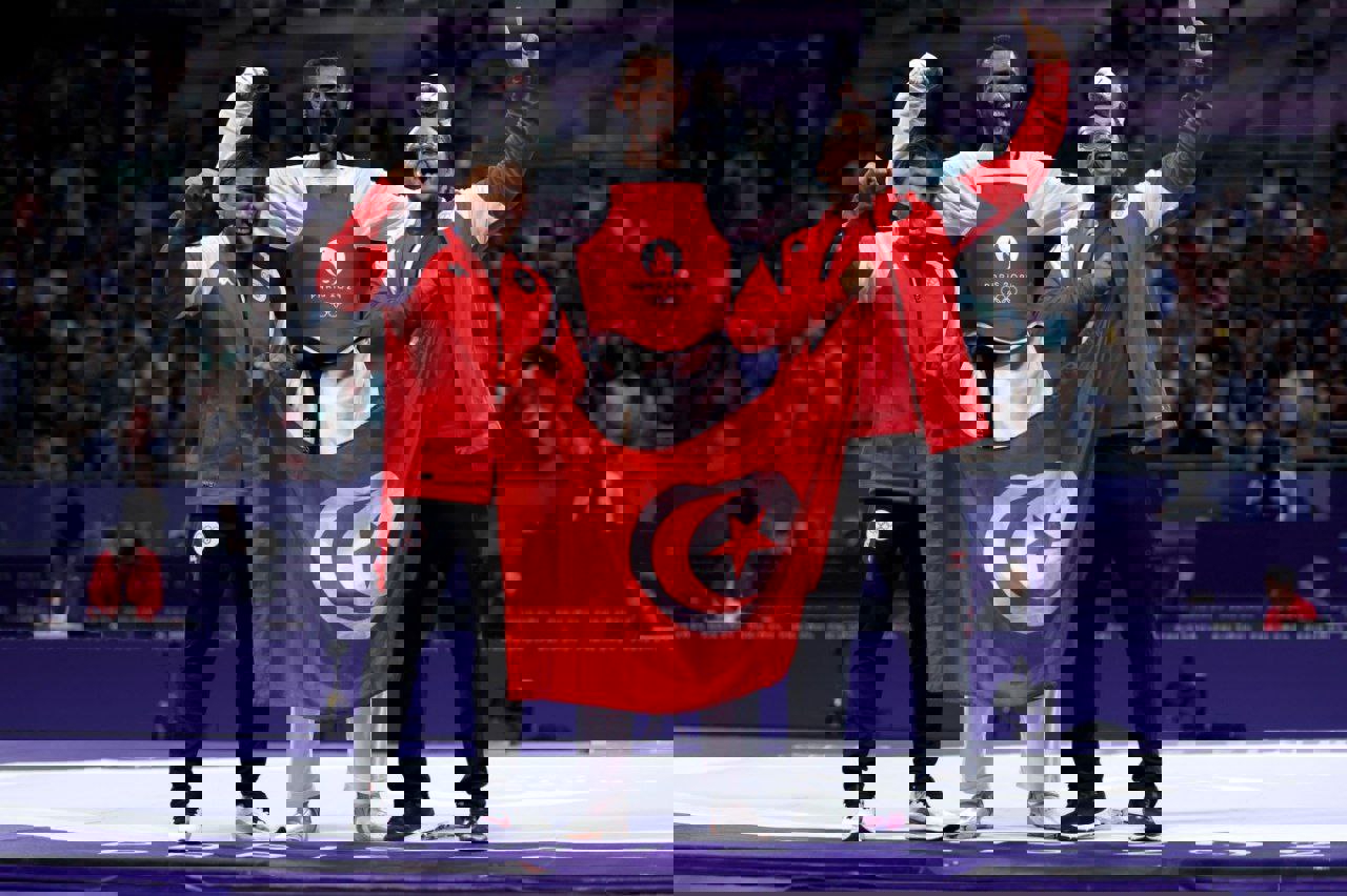 2065963