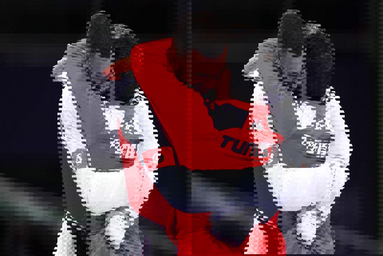 2065962