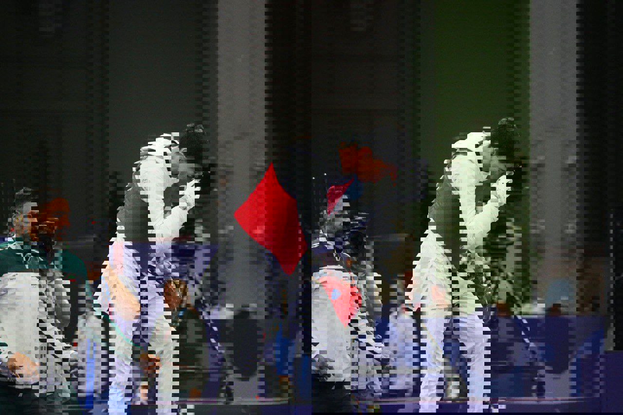 2066216