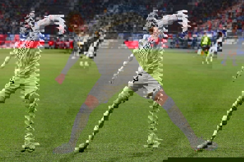 2066086
