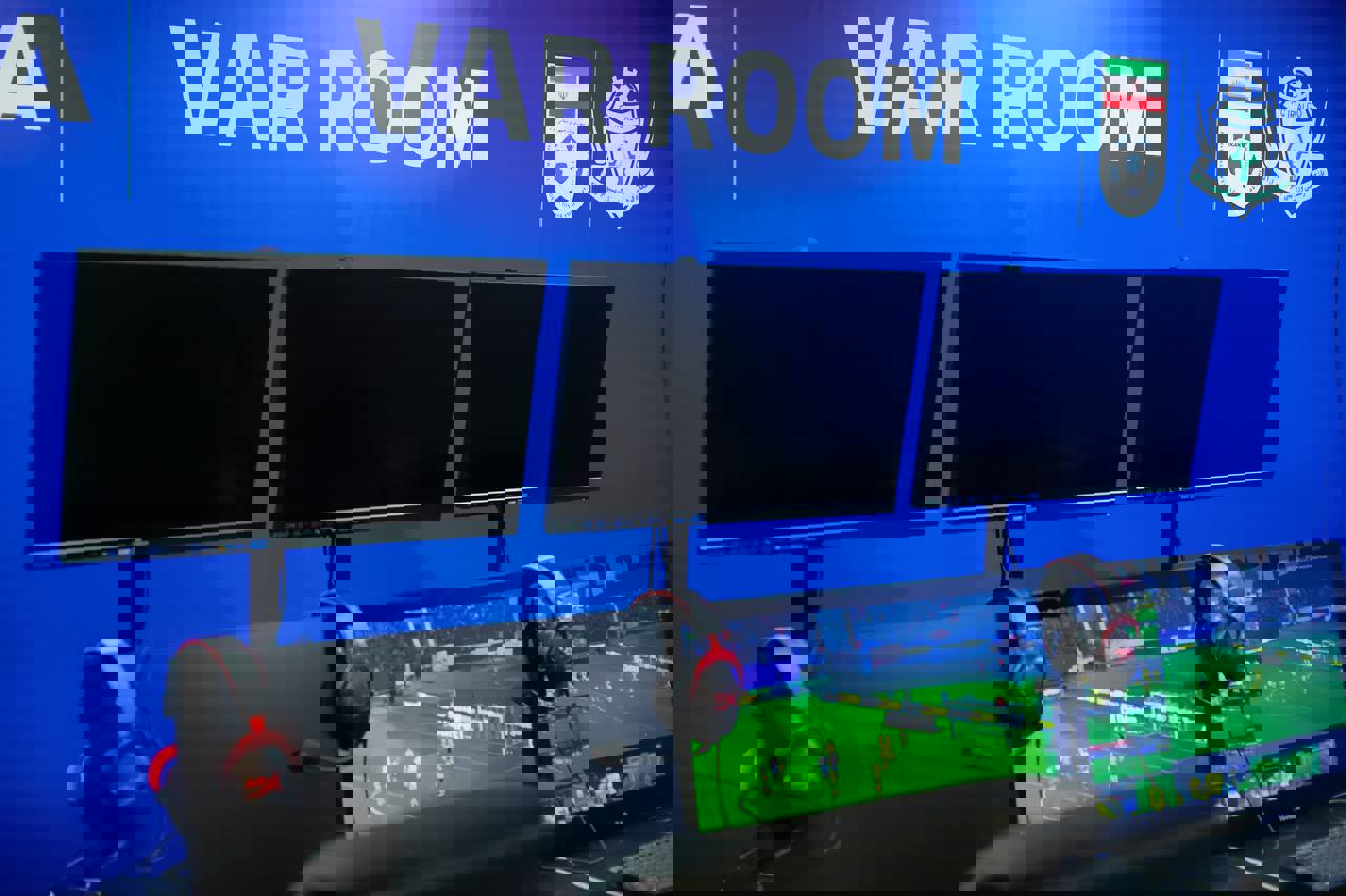 2066124