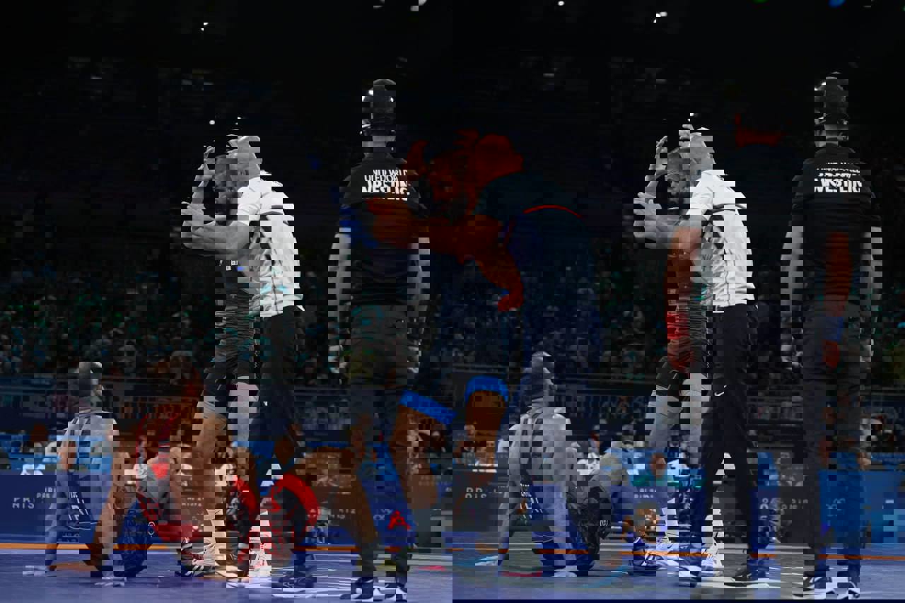 2066418