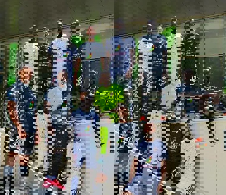2066549