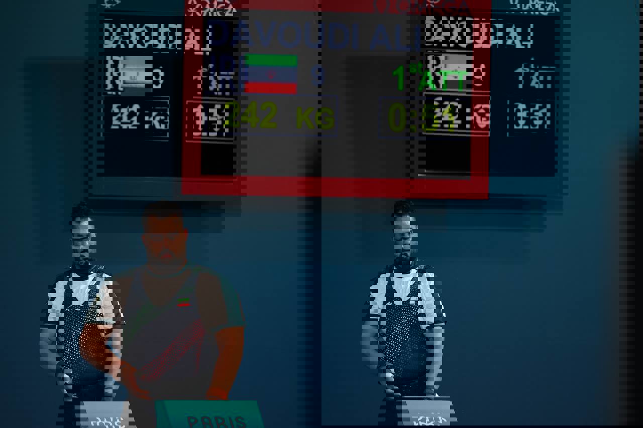 2066498